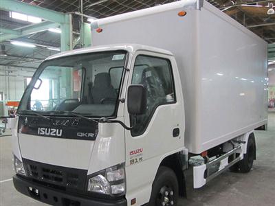 Xe tải thùng kín ISUZU QKR55H 1.9 tấn
